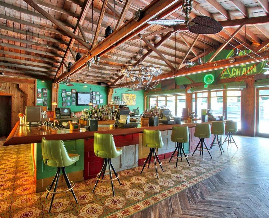 Private Loft In The Heart Of Little Havana Miami Extérieur photo
